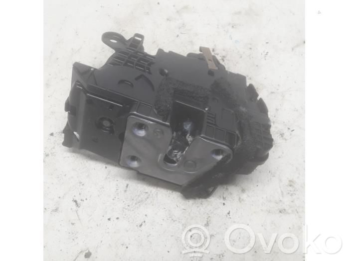 Renault Clio IV Încuietoare ușă față 