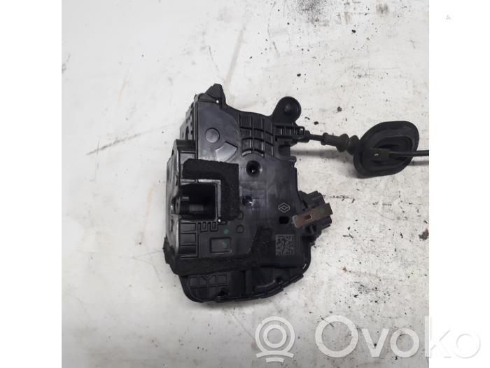 Renault Clio IV Încuietoare ușă față 