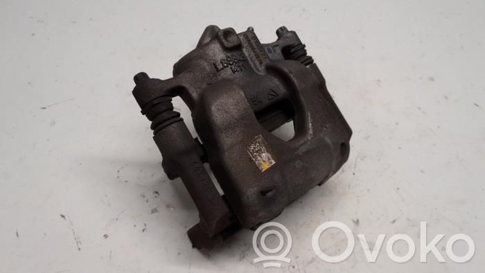 Renault Clio IV Front brake caliper 