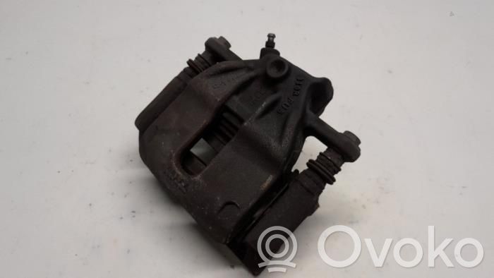 Renault Captur Zacisk hamulcowy przedni 