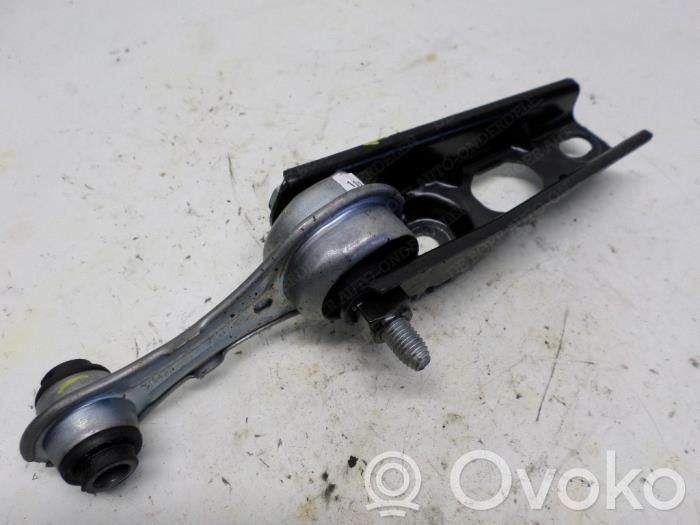 Engine mount bracket   112383905R,112108827R,112383905R,131031B02437