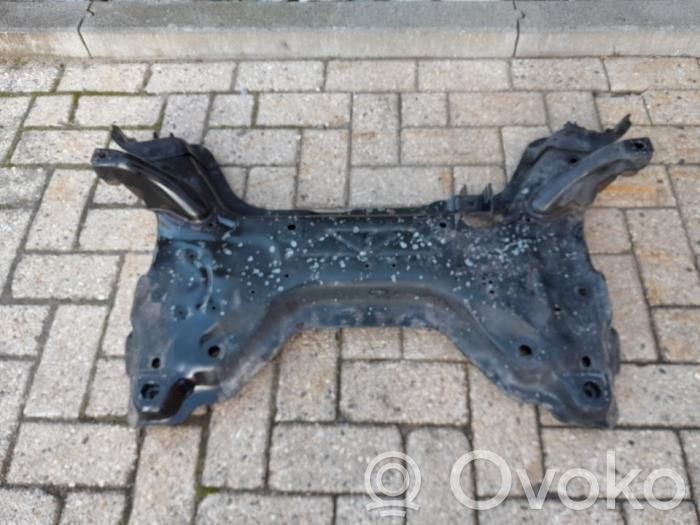 Peugeot 5008 Front subframe 