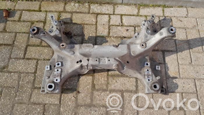 Citroen C5 Priekinis traversas 