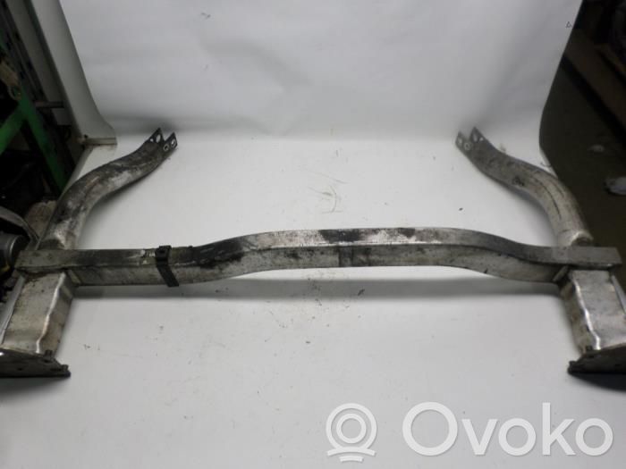 Peugeot 407 Priekinis traversas 