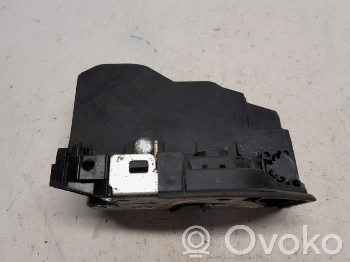 BMW 1 E81 E87 Rear door lock 