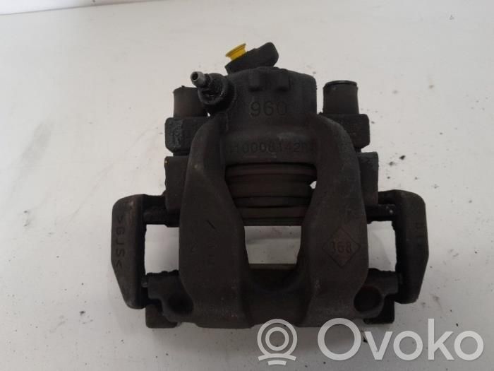 Renault Clio IV Zacisk hamulcowy przedni 