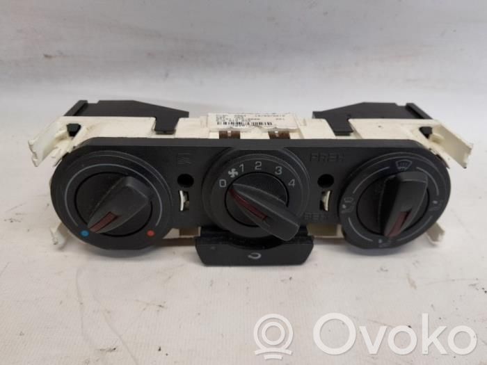 Panel klimatyzacji   6J0819045,90151375,6Q0819445,06DKTG1919743,4007SZ,6J0819045,6Q0819445,90151375,968431100,969202101,W15JUW30