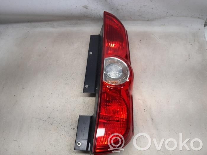 Opel Combo E Takavalot 