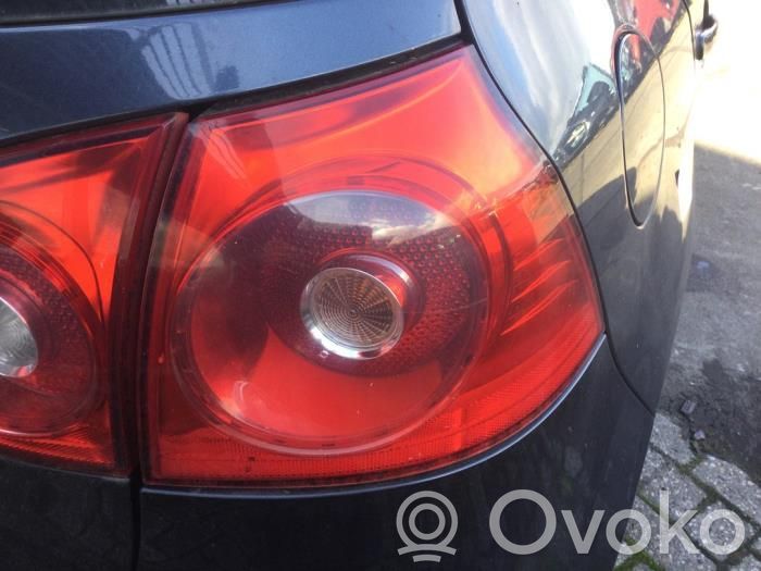 Volkswagen Golf V Galinis žibintas kėbule 
