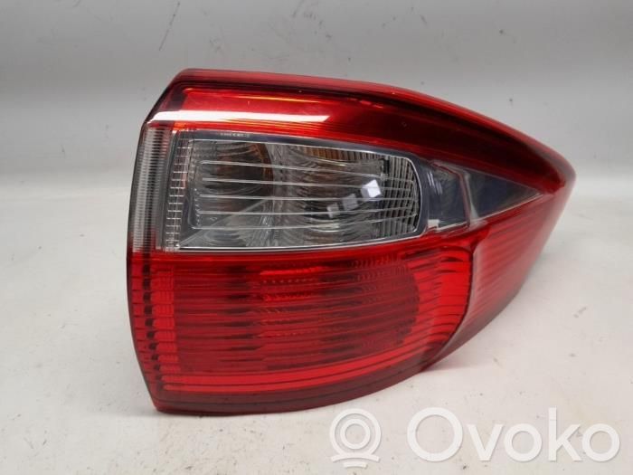 Ford C-MAX II Luci posteriori 