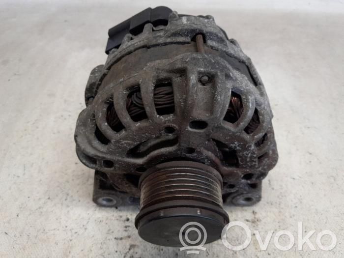 Dacia Sandero II Generator/alternator 