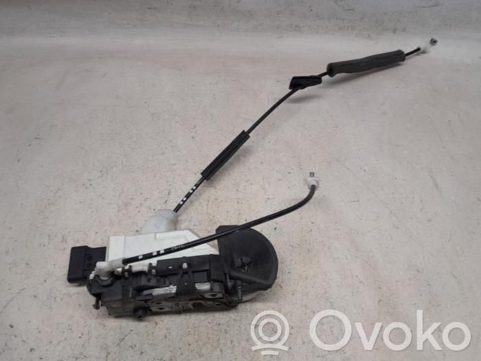 Citroen C5 Priekšpusē slēdzene 