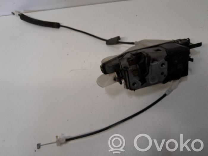 Citroen C3 Priekšpusē slēdzene 