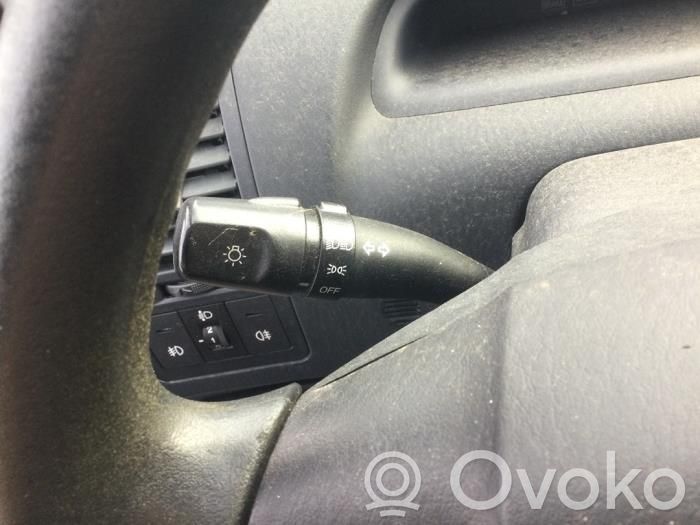Hyundai Matrix Bloc semnalizator și ștergător parbriz 
