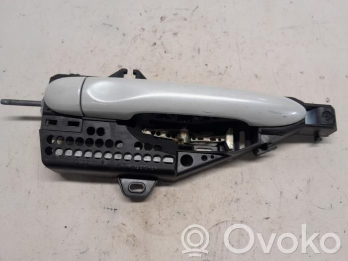 Renault Captur Manecilla externa puerta trasera 