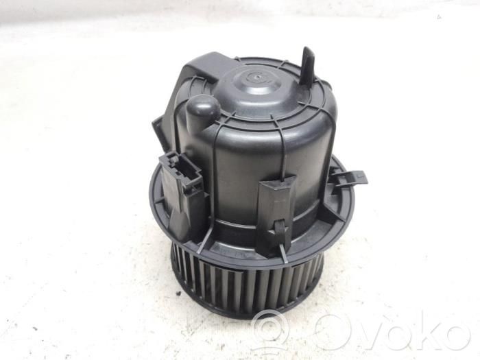Citroen C4 Cactus Mazā radiatora ventilators 