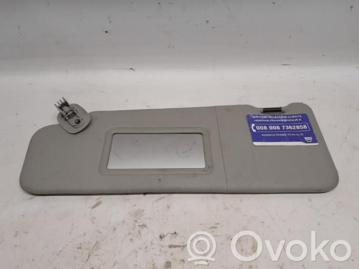 Sun visor