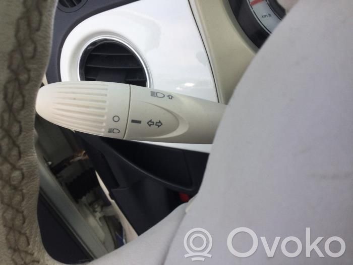 Fiat 500 Commodo, commande essuie-glace/phare 