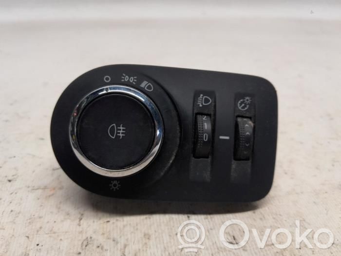 Opel Meriva B Manetă semnalizator 