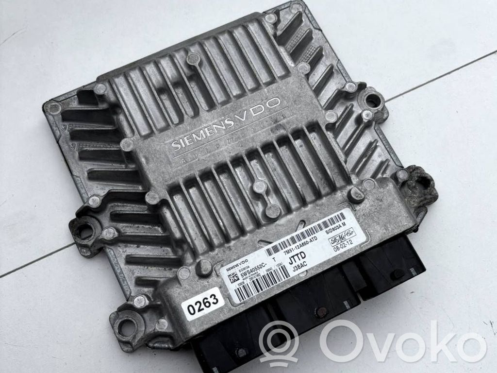 Ford Focus Engine control unit/module 