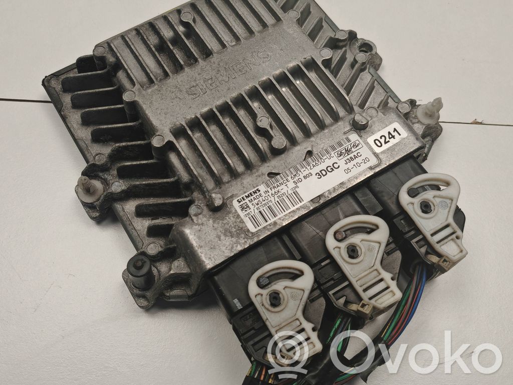 Ford Focus Engine control unit/module 