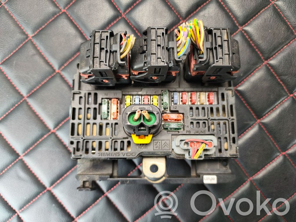 Peugeot 407 Módulo de fusible 