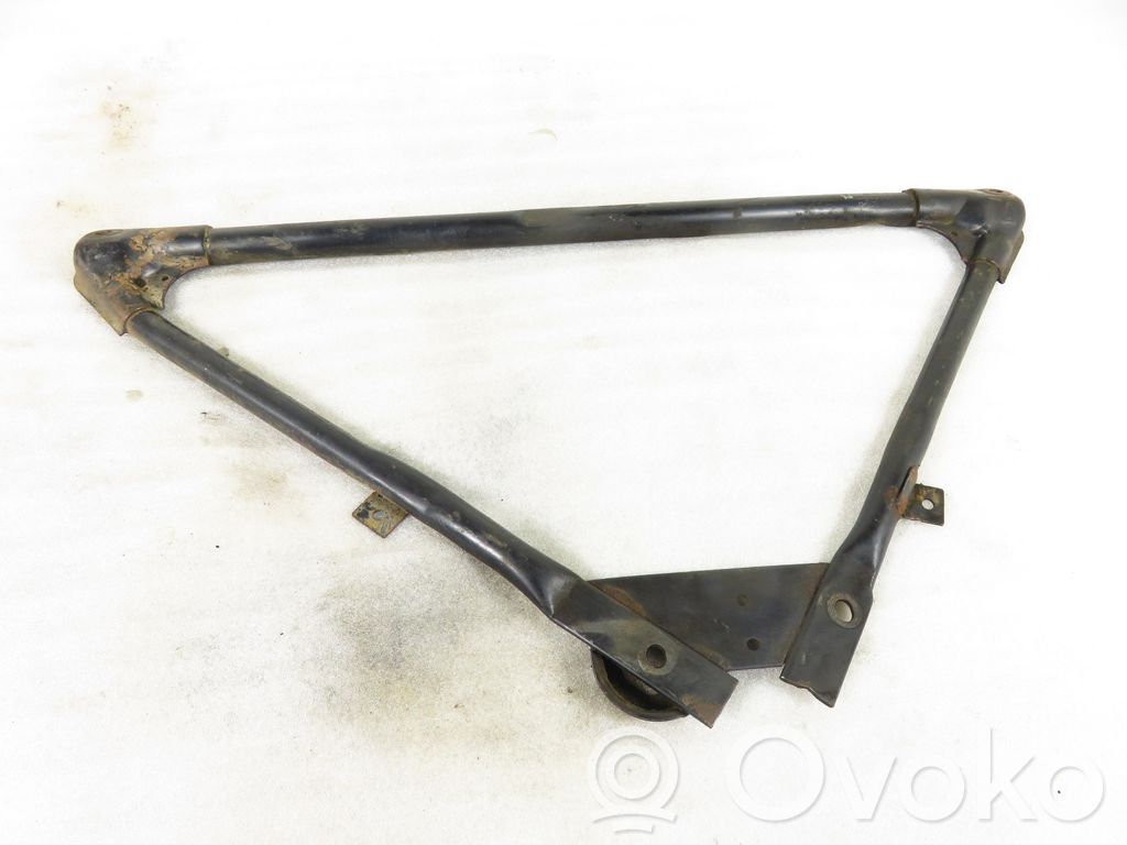Engine mounting bracket   1096431