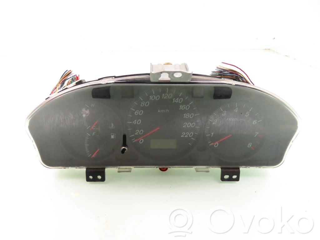 Mazda 323 F Speedometer (instrument cluster) 