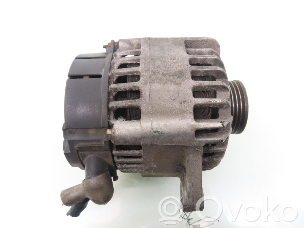 Suzuki Swift I Generator/alternator 
