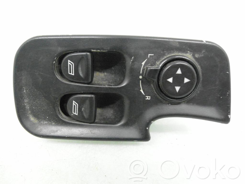 Electric window control switch   156042196,156042196