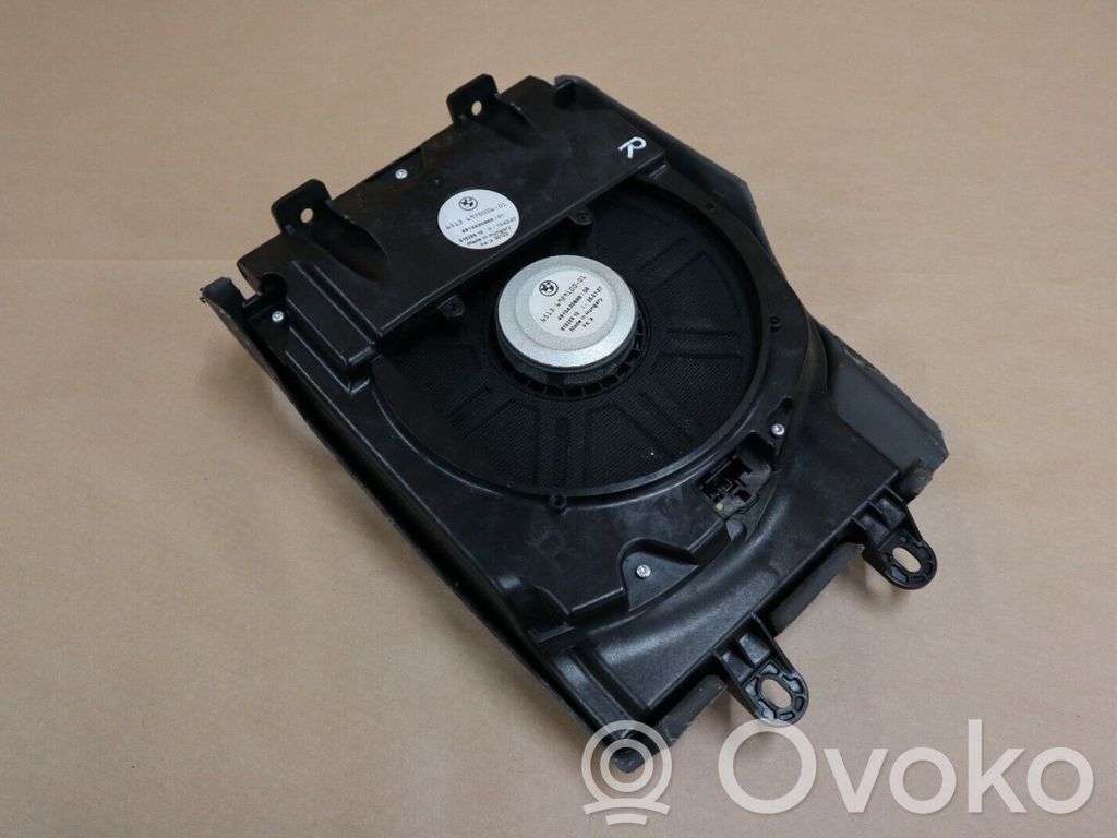 BMW 7 E65 E66 Altavoz subwoofer 