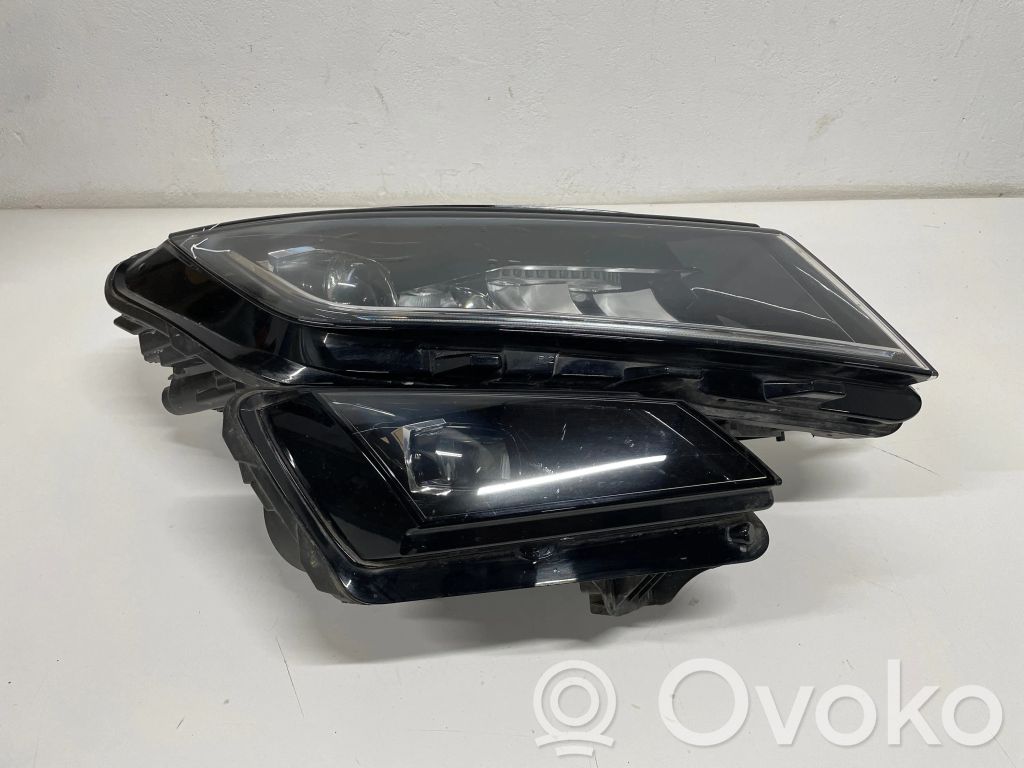 Skoda Karoq Headlight/headlamp 