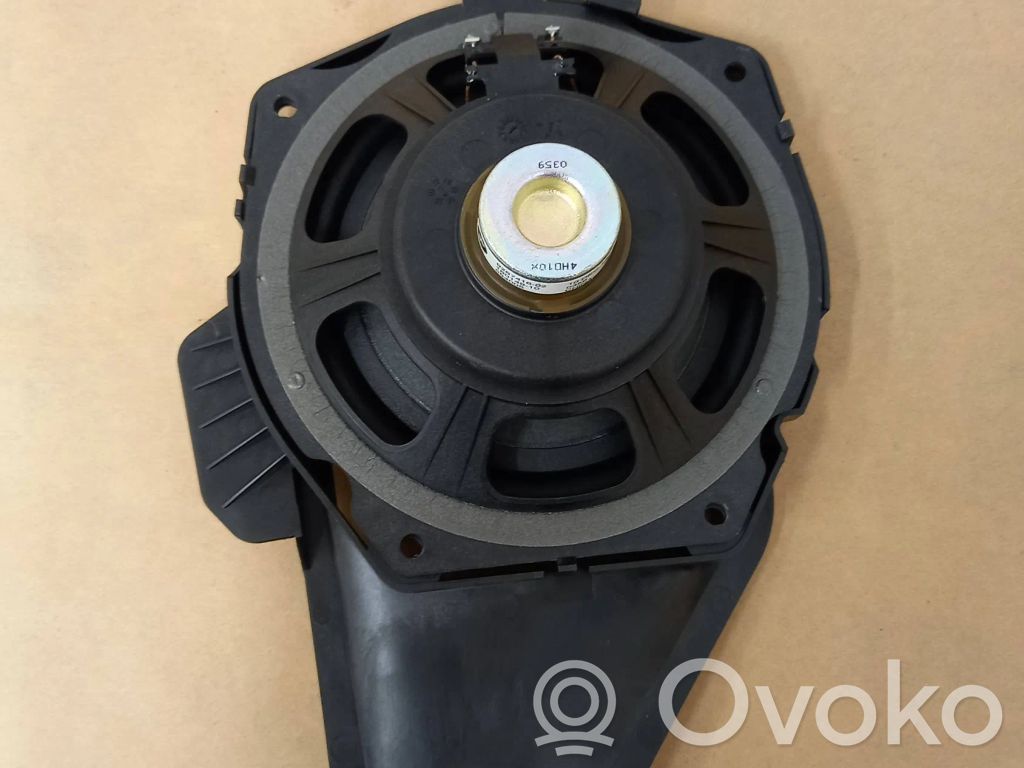 BMW i3 Subwoofer speaker 