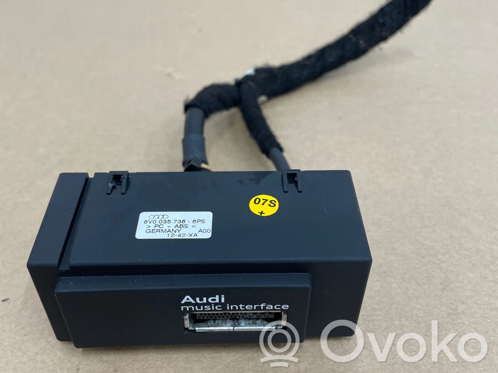 Audi A3 S3 8V USB socket connector 