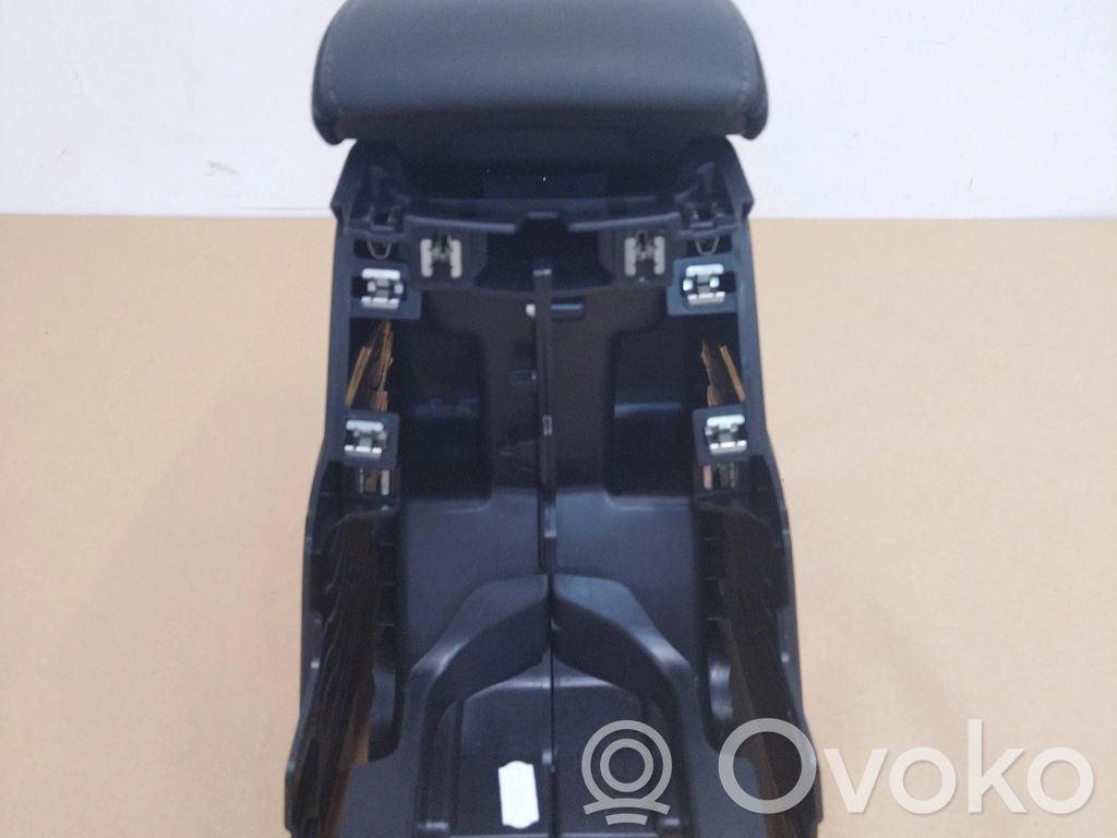 Peugeot 2008 II Podłokietnik tunelu środkowego 
