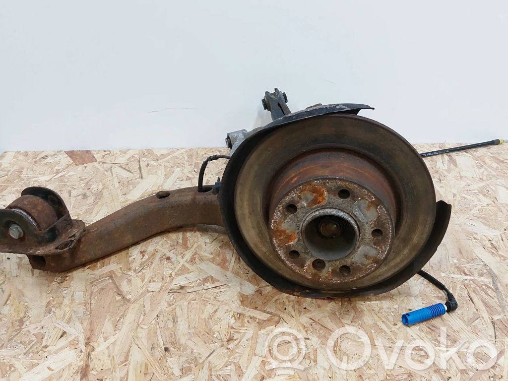 BMW Z4 E85 E86 Galinės važiuoklės komplektas 