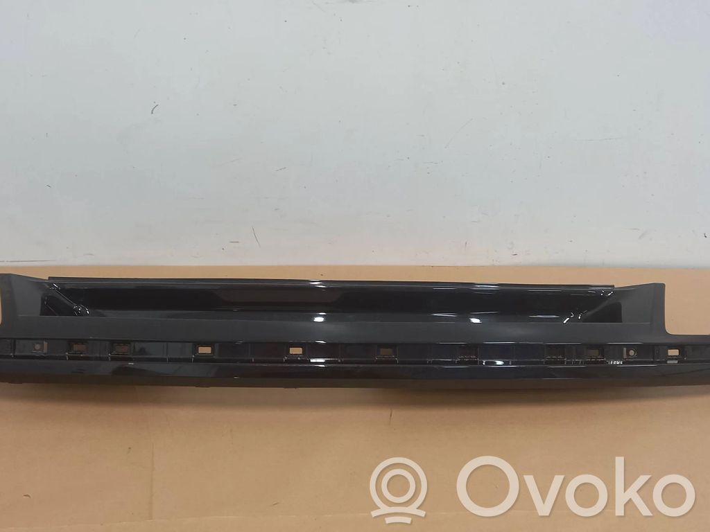 Skoda Octavia Mk4 Listwa dolna zderzaka tylnego 
