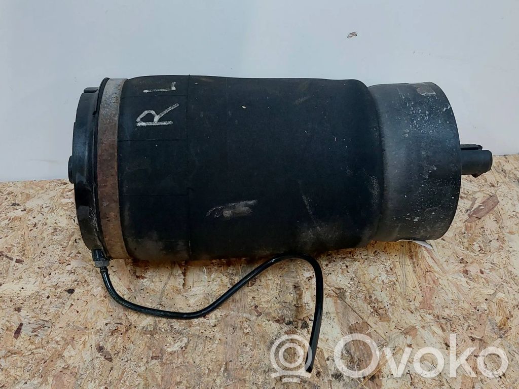 Poduszka / Miech tylnego zawieszenia pneumatycznego   CPLA5580AB,22264068,0003306240,CJ3VA