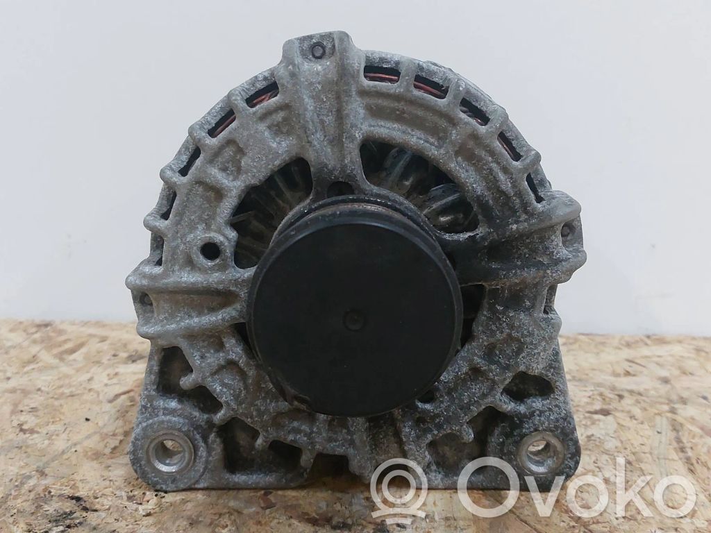 Renault Kadjar Генератор 