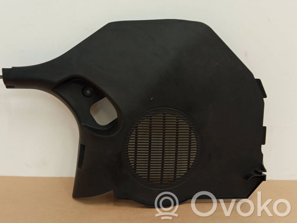 Foot area side trim   7016794,51437016794,5143701679405,70931710
