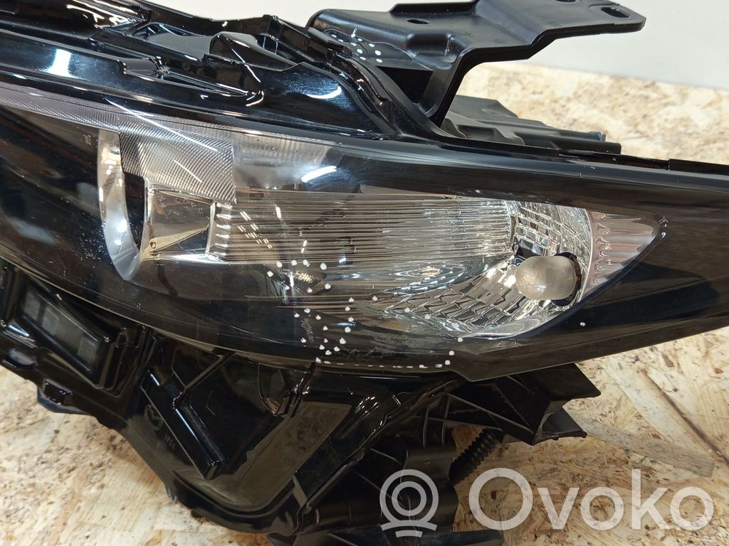 Mazda 3 Headlight/headlamp 