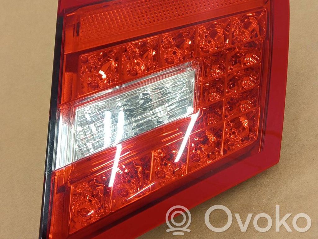 Mercedes-Benz E C207 W207 Lampy tylnej klapy bagażnika 