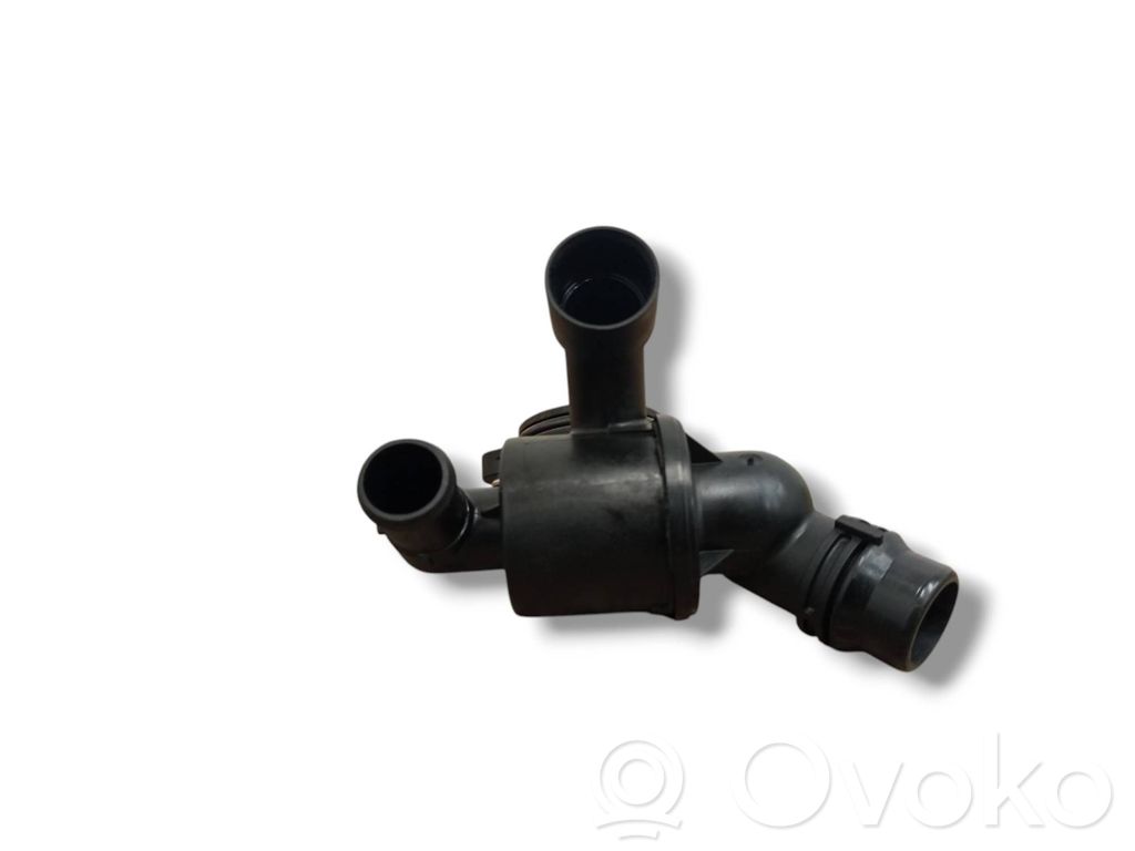 Audi A6 S6 C7 4G Carcasa del termostato 