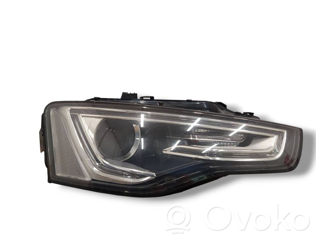 Audi A5 8T 8F Передняя фара 