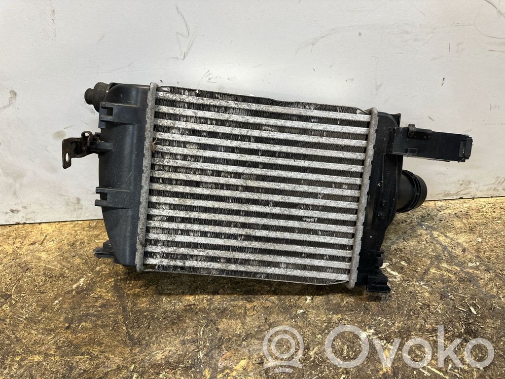 Renault Captur Interkūlerio radiatorius 