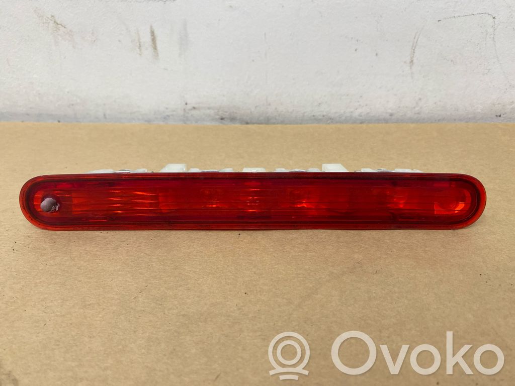 Citroen C3 Third/center stoplight 