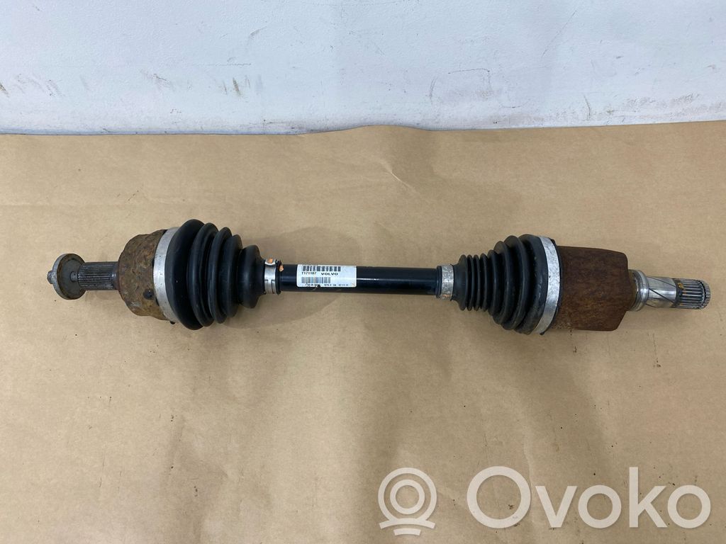 Volvo V40 Priekinis pusašis 