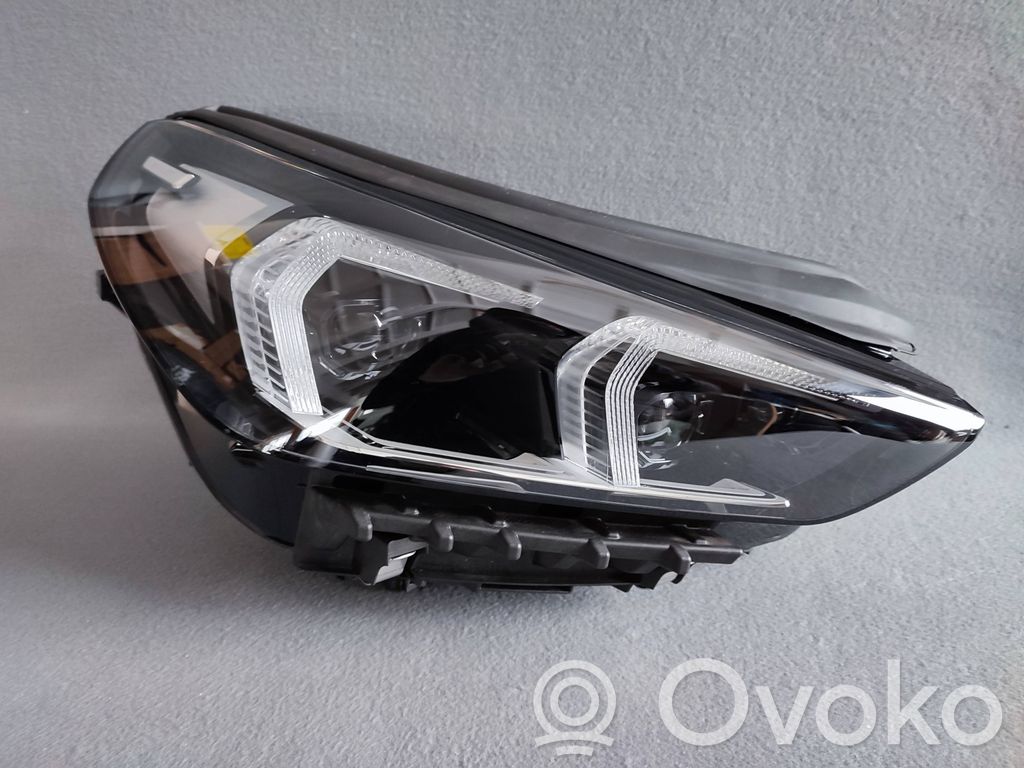 BMW X1 U11 Scheinwerfer 