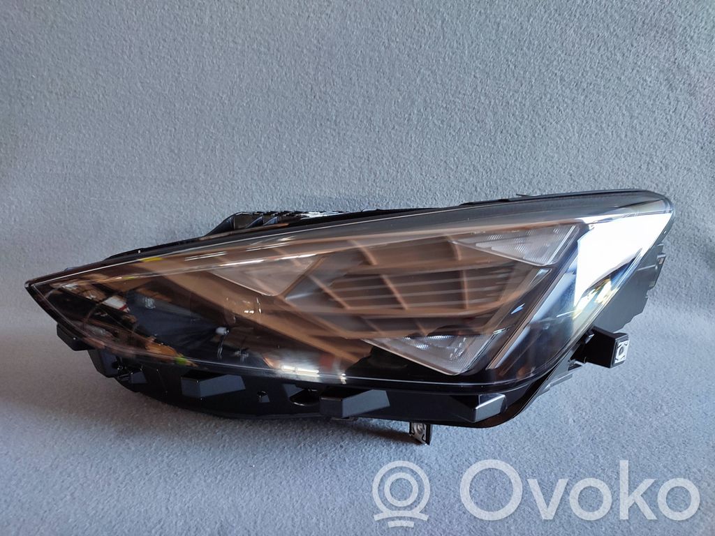 Cupra Leon Headlight/headlamp 