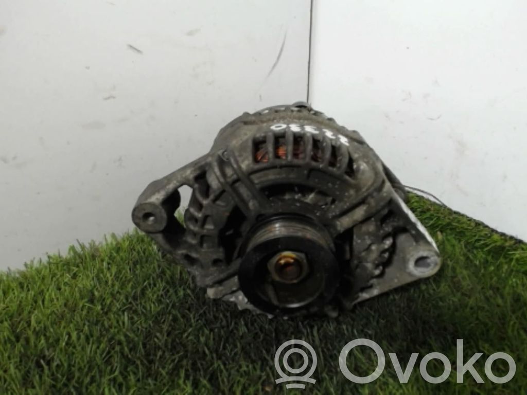 Opel Zafira A Ģenerators 